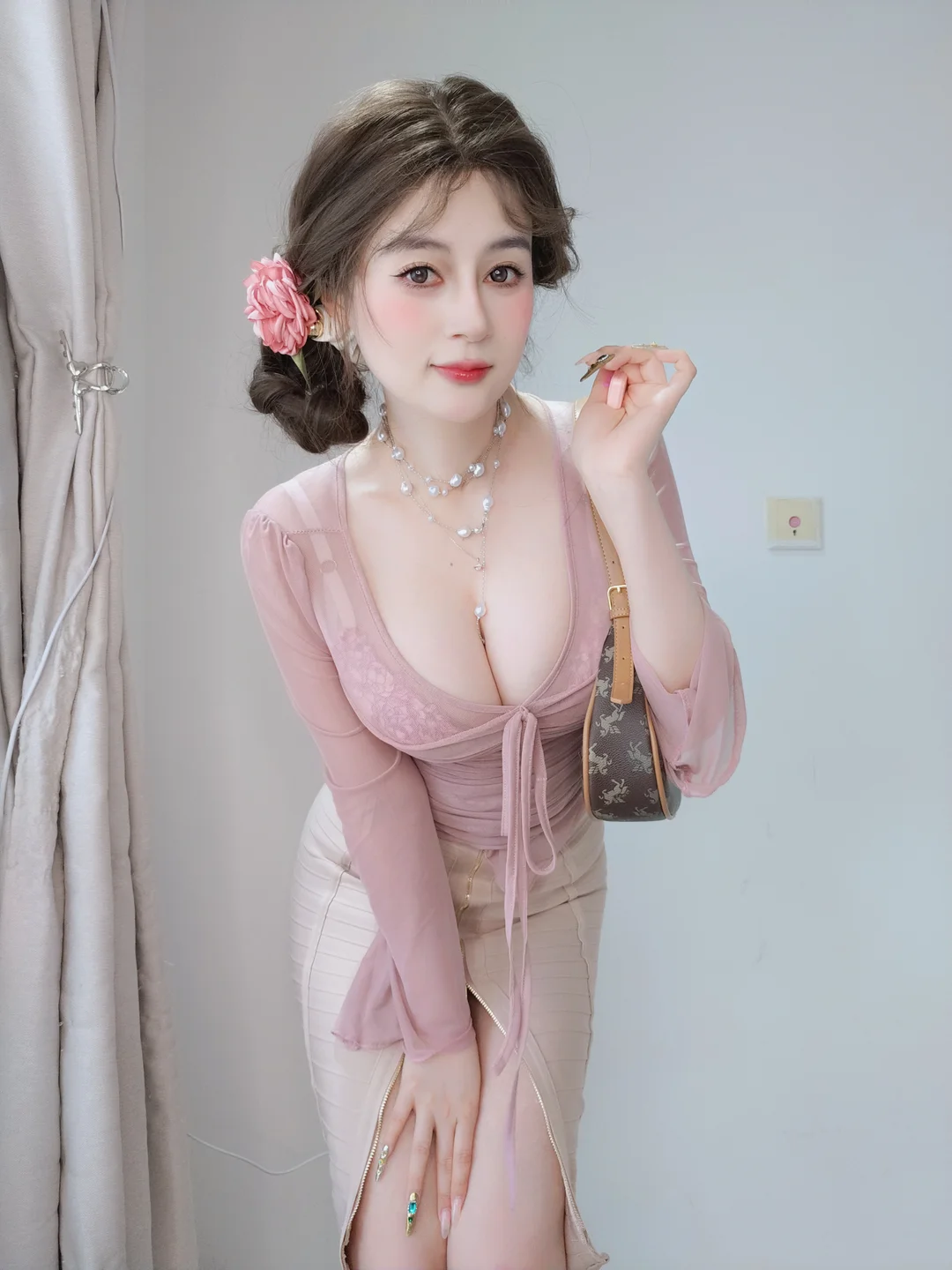 白银81 - 24年12月会员合集 (15套) [102P,5V-567MB] tg@simisebaisi 【丝足阁】030.webp